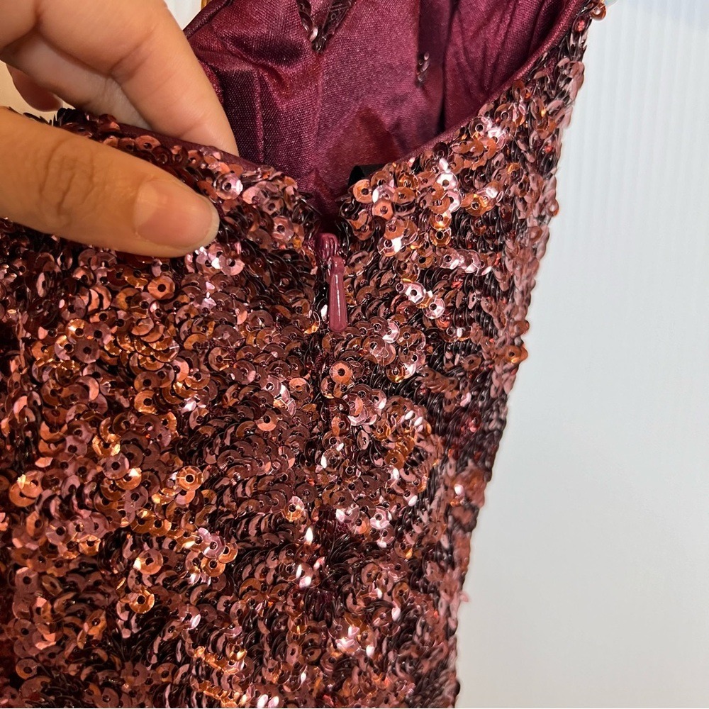 LA FEMME One Shoulder Sequin Mini Dress. Size 6 - Picture 6 of 9